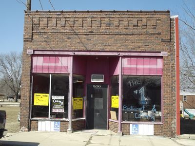 Fat Fanny's Bistro Equipment and Building - Kensett Iowa