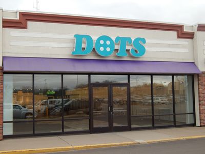 DOTS Retail Fixture Auction 