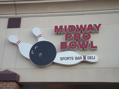 Midway Pro Bowl Auction